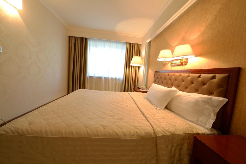 Flower Hotel Ulánbátor Szoba fotó